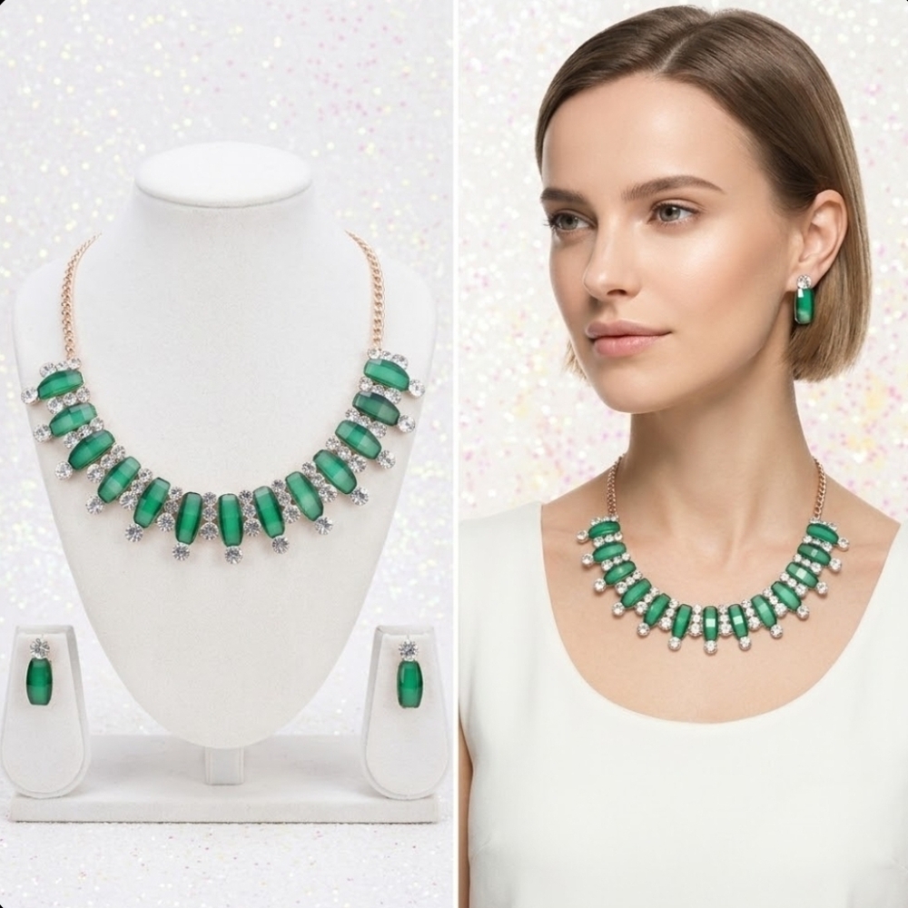18K gold plated green and white crystal necklace earrings set - Picture 12 of 12